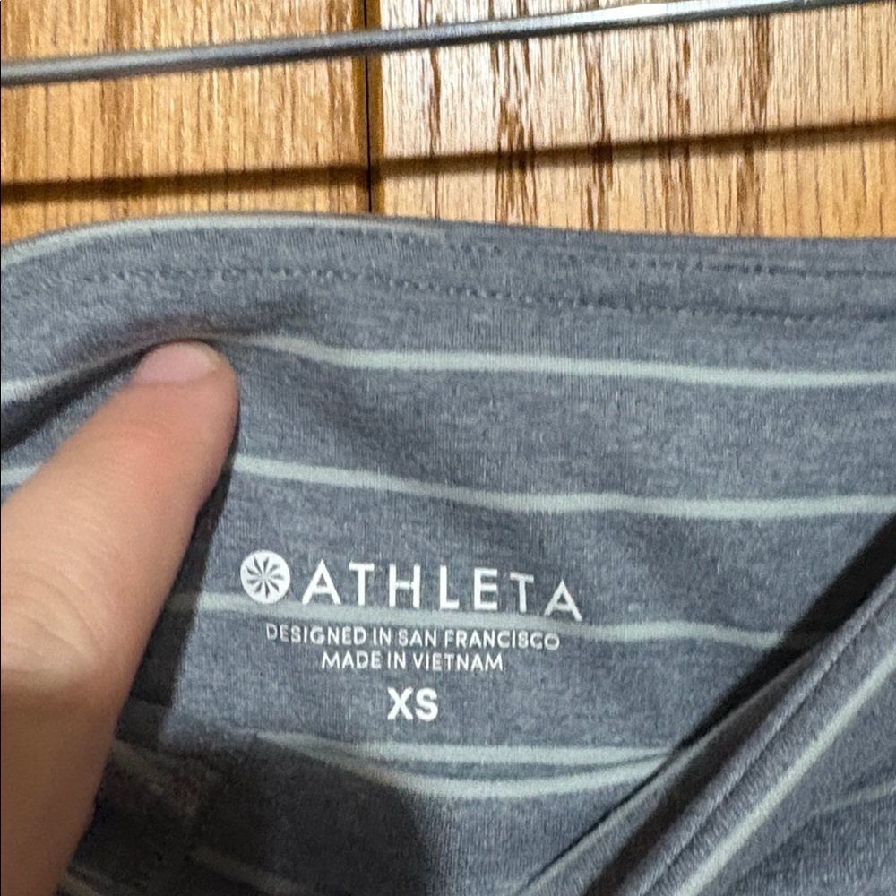 Athleta‎ XS salutation 7/8 tight striped leggings high waisted - Picture 3 of 5